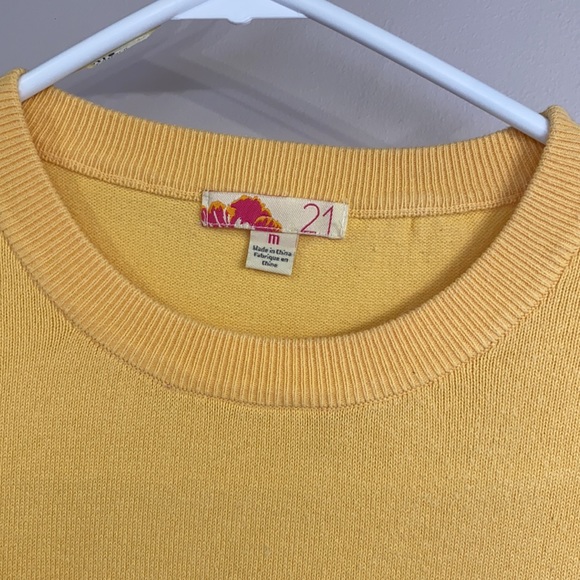 Forever 21 shirt size medium - Picture 3 of 3